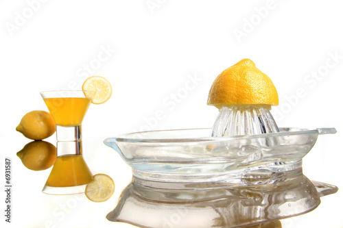 squashing lemon
