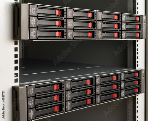 rack-mounted disk array photo