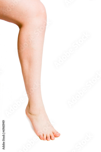 Smooth female leg © Valeri Luzina