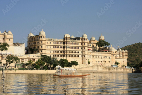 lac pichola,city palace