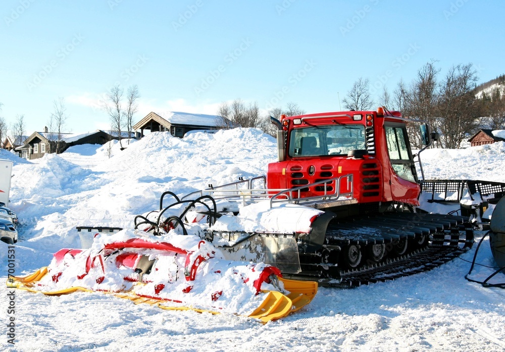Snow groomer Snow groomer