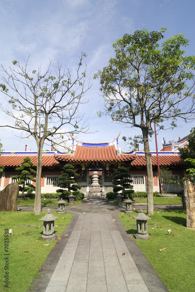 Lian Shan Shuang Lin Monastery in Singapore Lian Shan Shuang Lin Monastery in Singapore