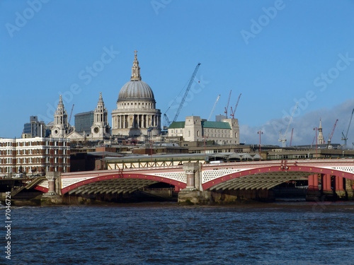 Catedral de San Paul y Puente de Blackfriars photo