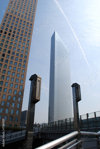 shiodome/shinbashi tokyo _ stairs high rise