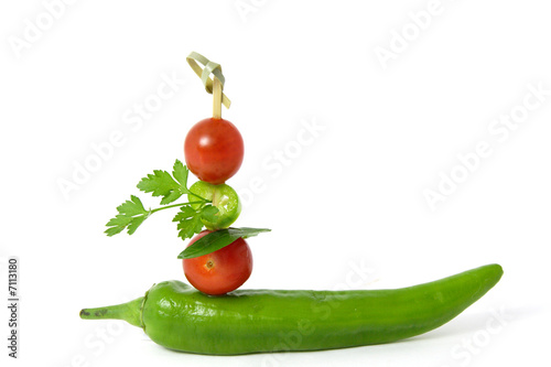 tomates cerise et piment photo