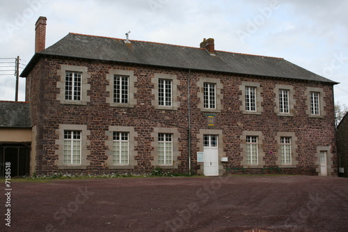 Abbaye Saint-Jacques à Montfort sur Meu (Bretagne) photo