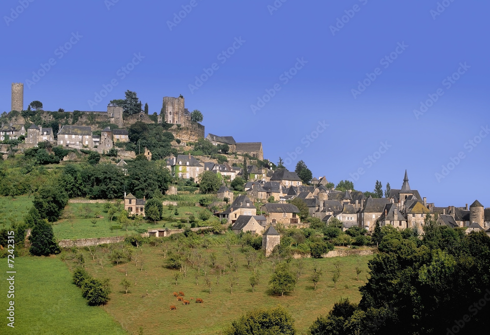 Fototapeta premium hilltop village