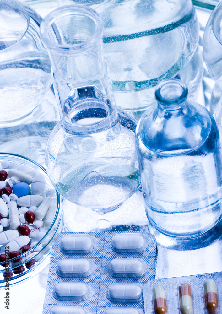 Medicines & Laboratory
