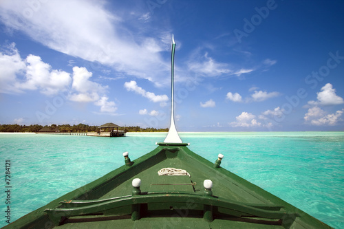 Boat on exotic sea, Maldives © Henrik Winther Ander