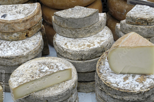 fromage de saint-nectaire