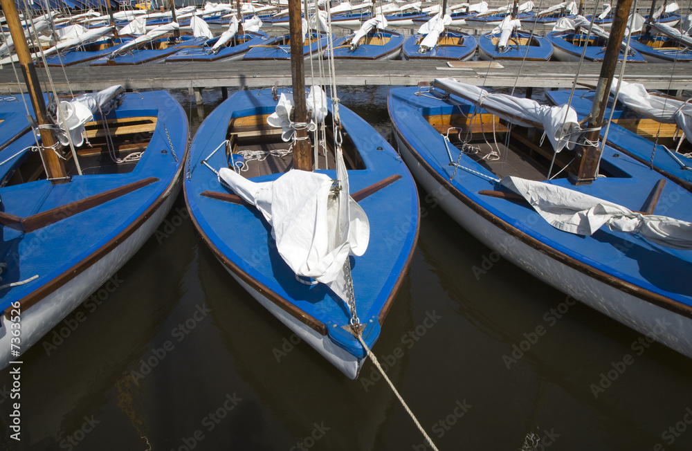 Sailing boats 7