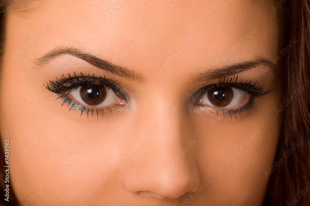 eyes eyes