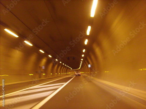 tunnel lumiere © Fred