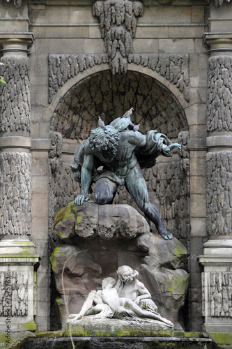 fontaine Marie de Médicis, jardin du Luxembourg, Paris