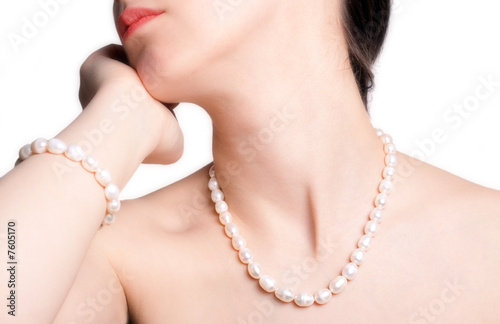 Woman in pearls 