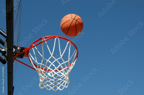 Basketball in Mid Shot © Mike Eikenberry