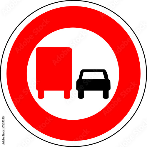 a0150 - Panneau interdiction DOUBLER CAMION-VOITURE