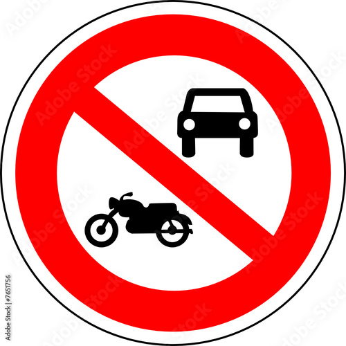 a0167 - Panneau interdit AUTOS, MOTOS, cyclomoteur admis
