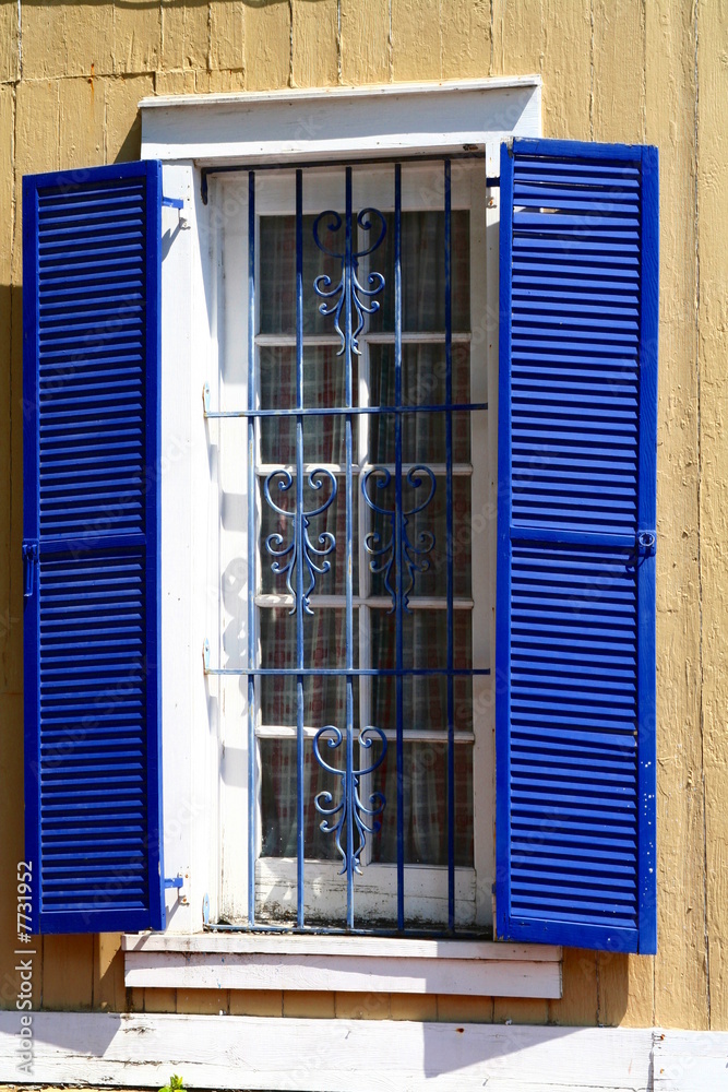 Fototapeta premium Blue Shutters