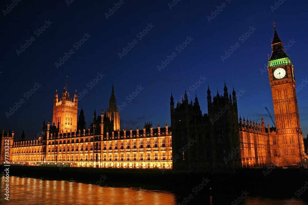 Big Ben and houses of parliament by night