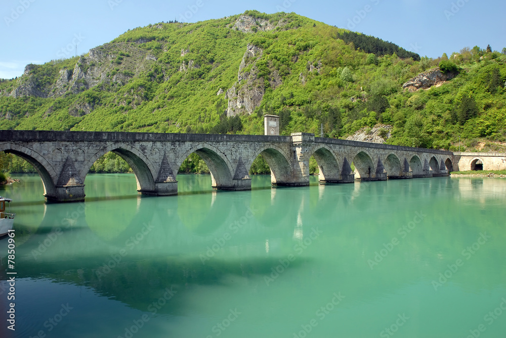 Fototapeta premium Old stone bridge in Visegrad
