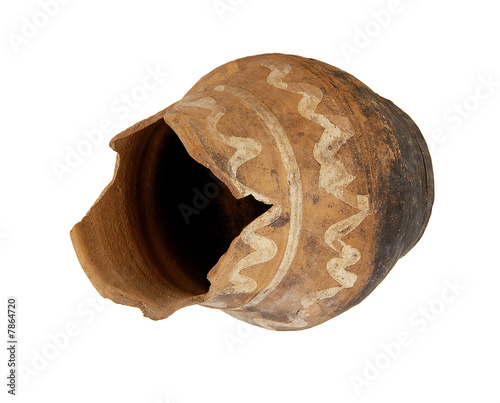 The broken pot