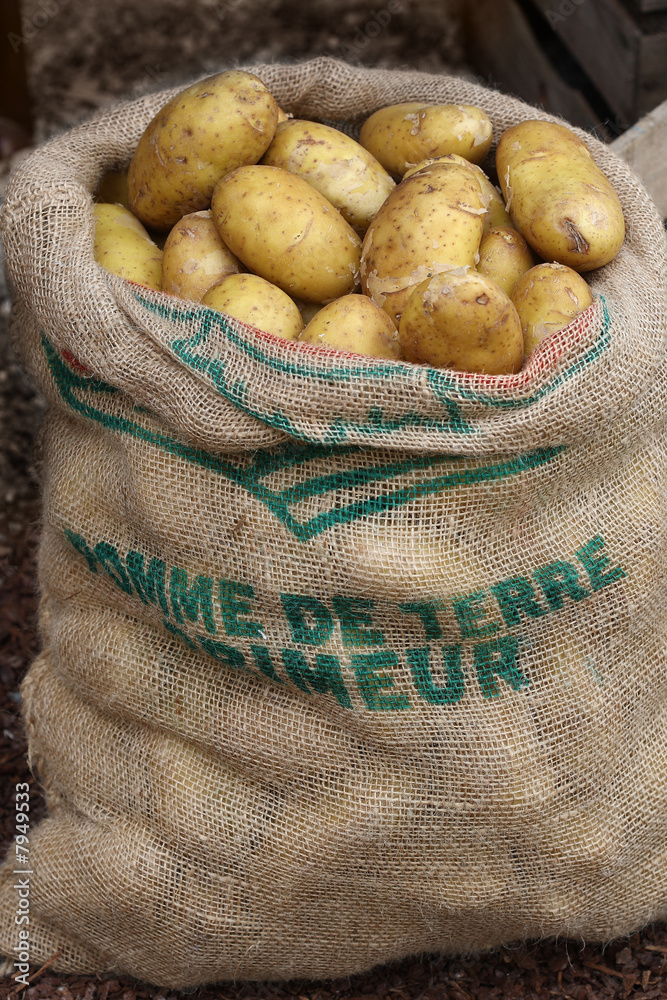 sac de patates Stock Photo | Adobe Stock