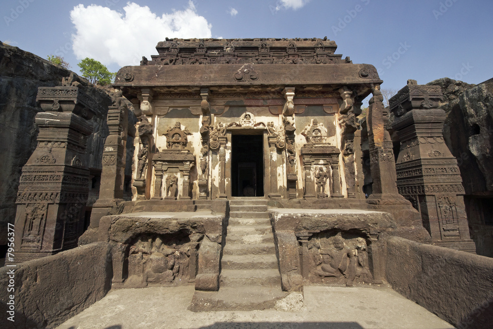 Fototapeta premium Ancient Hindu Temple at Ellora