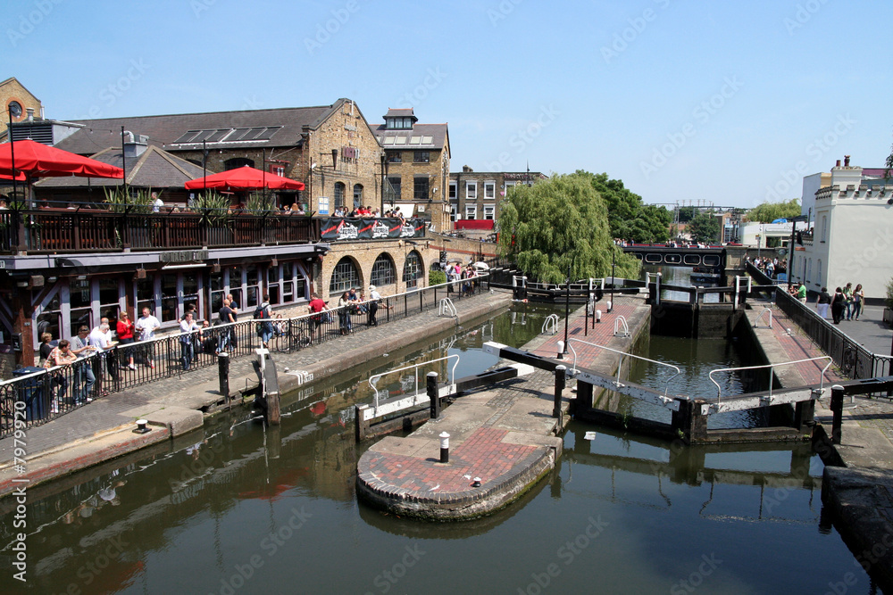 Fototapeta premium L'écluse de Camden, Londres