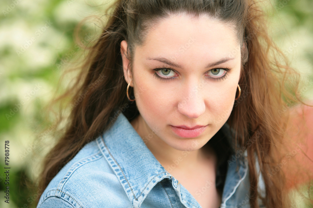 girl with green eye girl with green eye