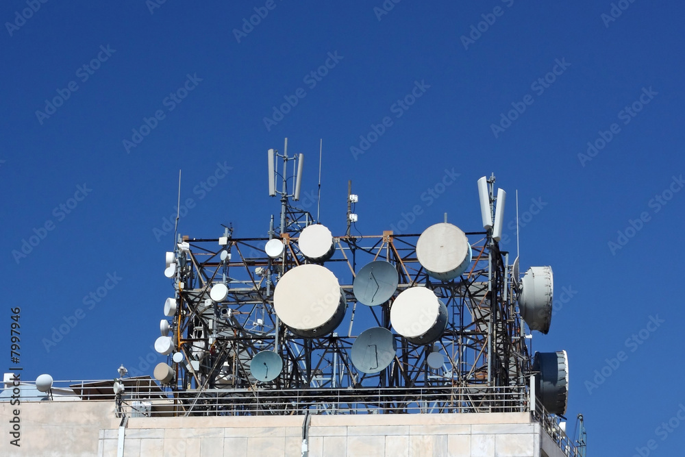 Cluster of Telecommunication Antennas
