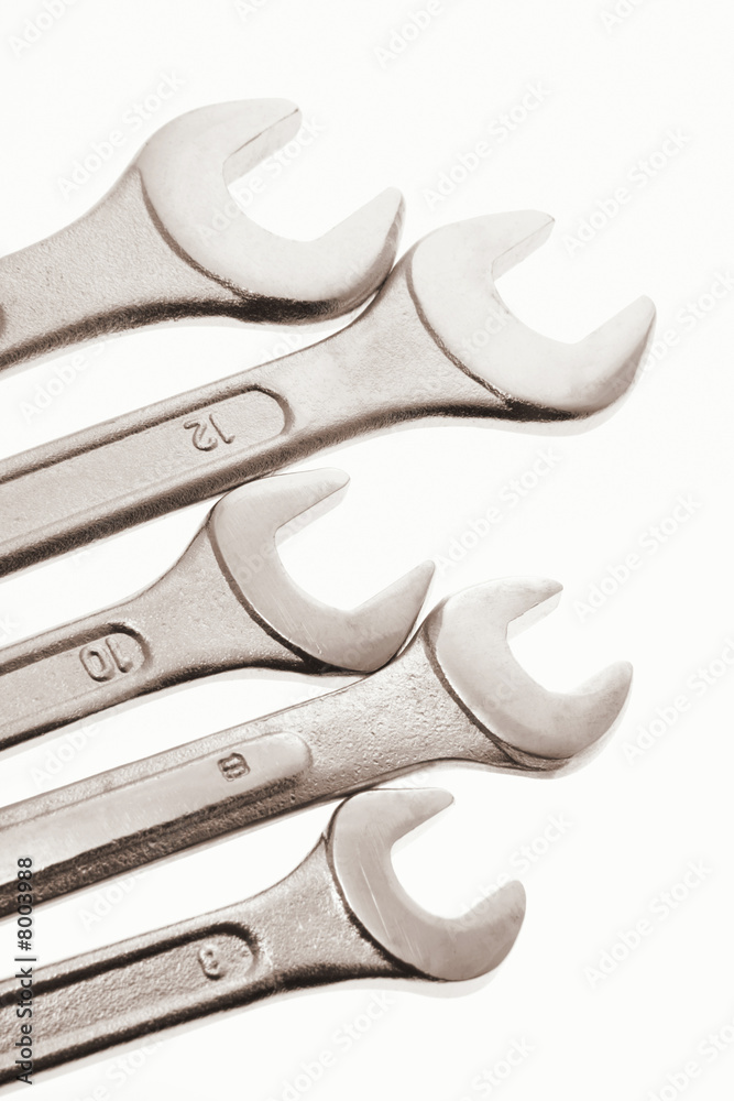Spanners Spanners