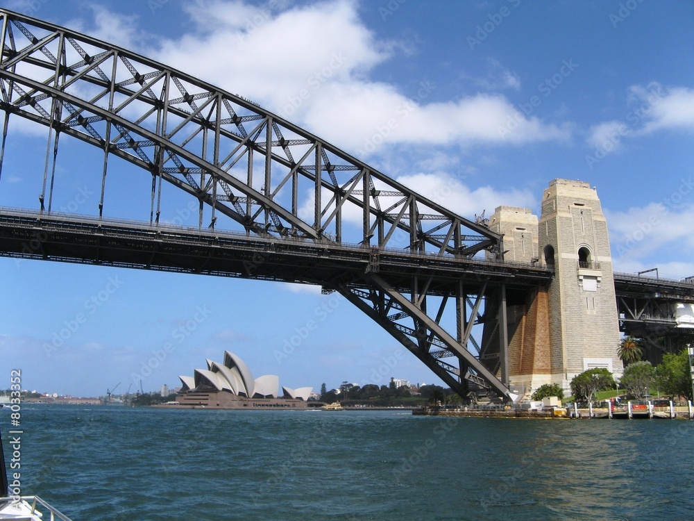Naklejka premium Sydney Opera House & Harbour Bridge