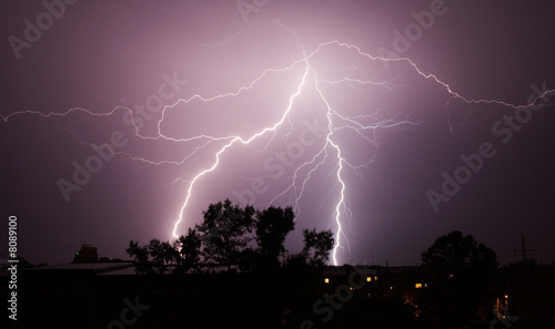 thunderbolt in the sity