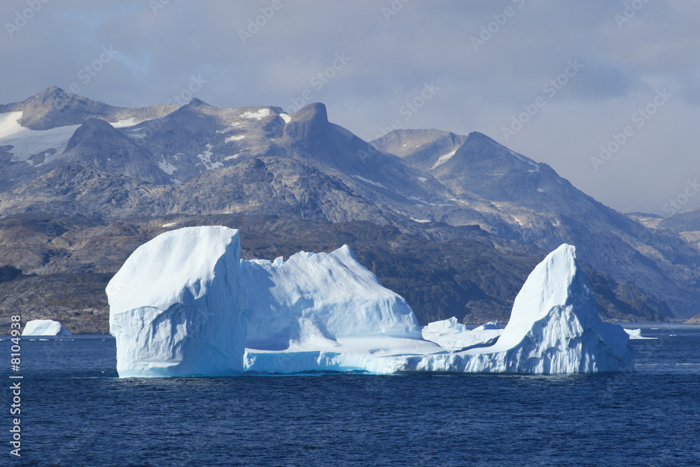 Fototapeta premium Eisberg vor Grönland