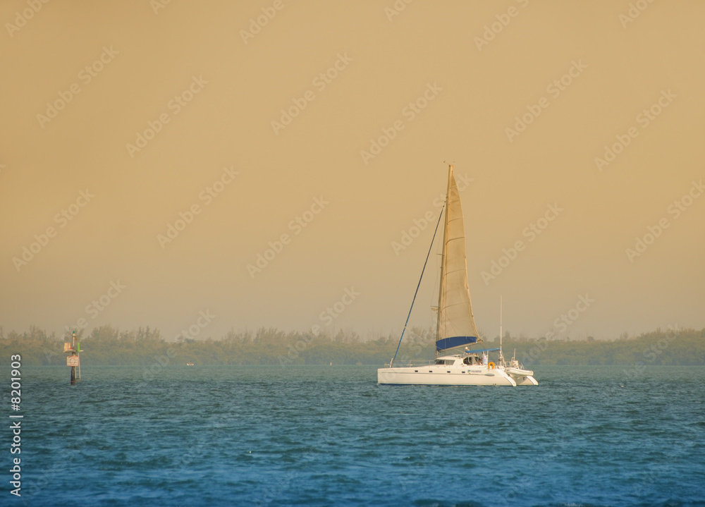 Fototapeta premium Sailboat in twilight