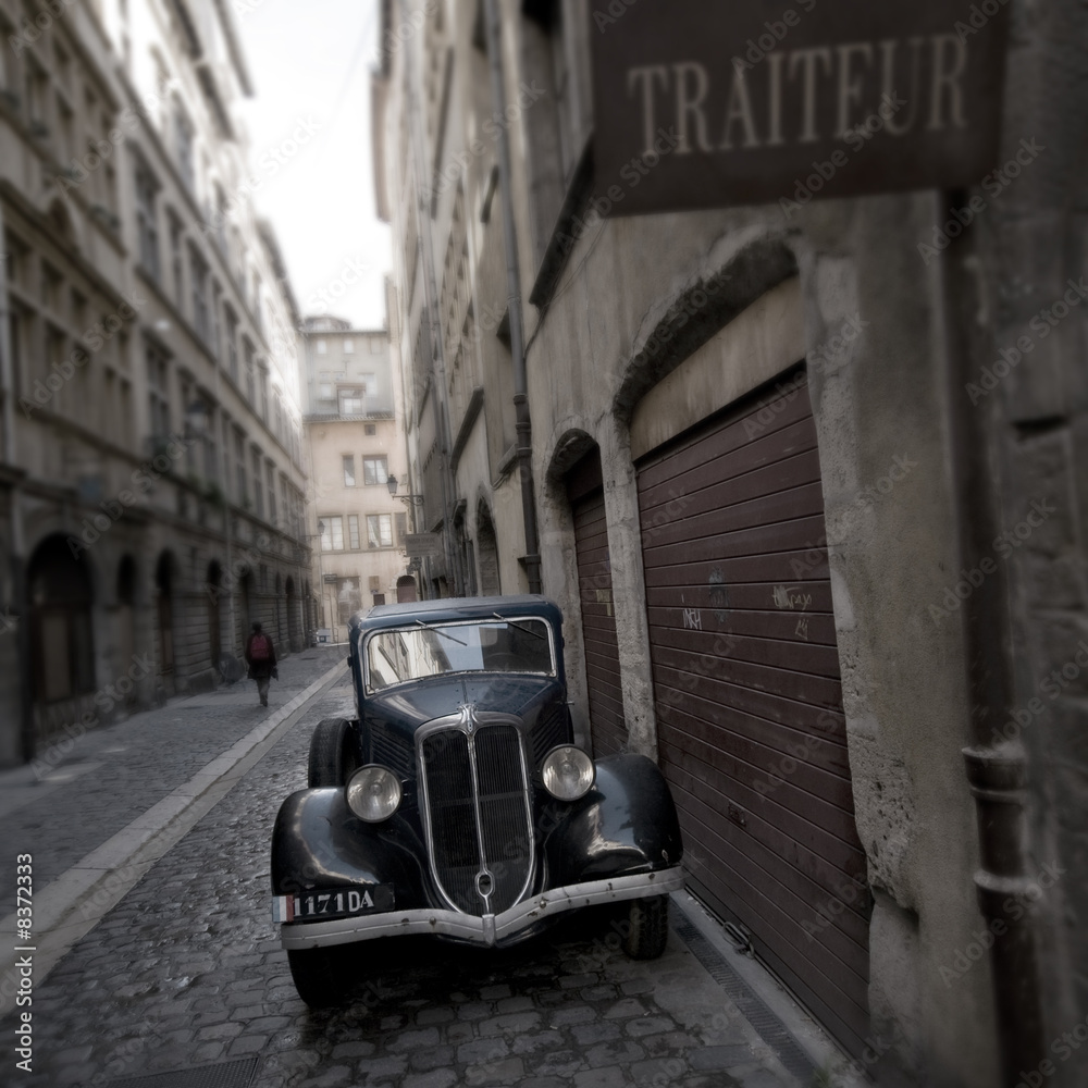 Retro car
