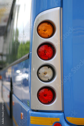 bus back