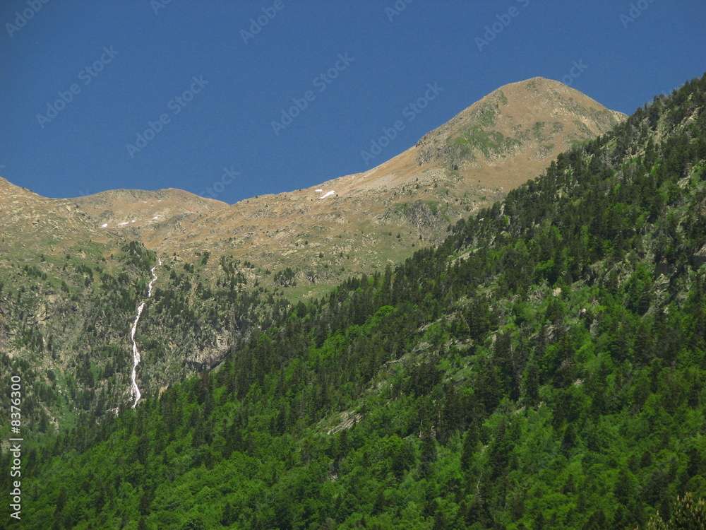 Hautes Pyrénées, franco, espagnoles