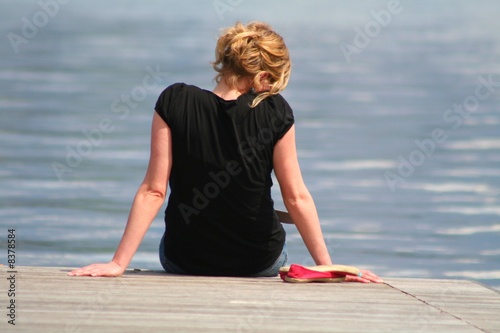 Frau am See
