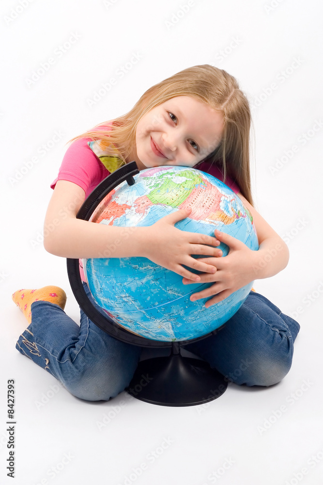 Child with globe - obrazy, fototapety, plakaty 