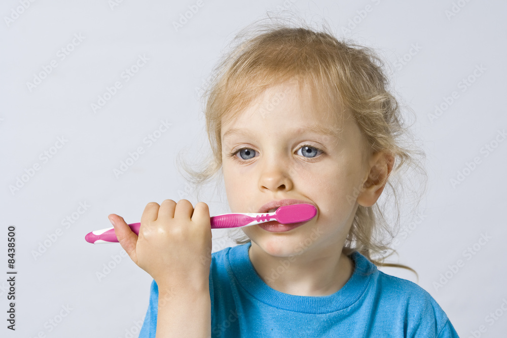 Children brushing teeth Children brushing teeth