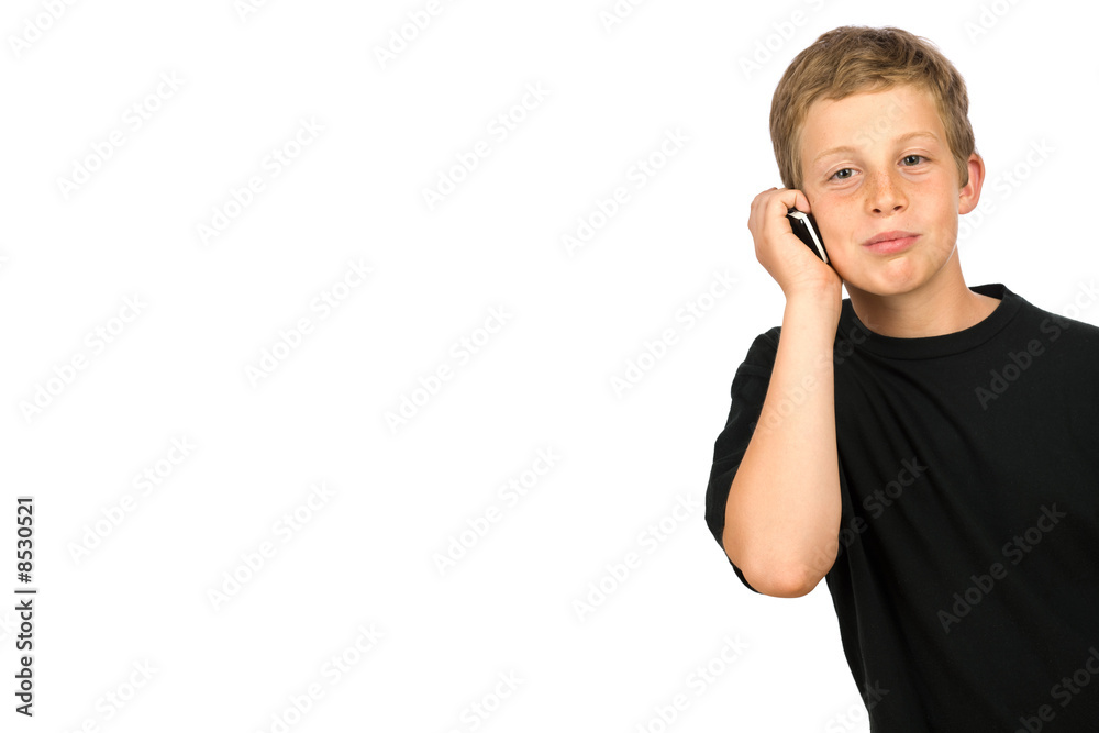 Enfant au téléphone Enfant au téléphone