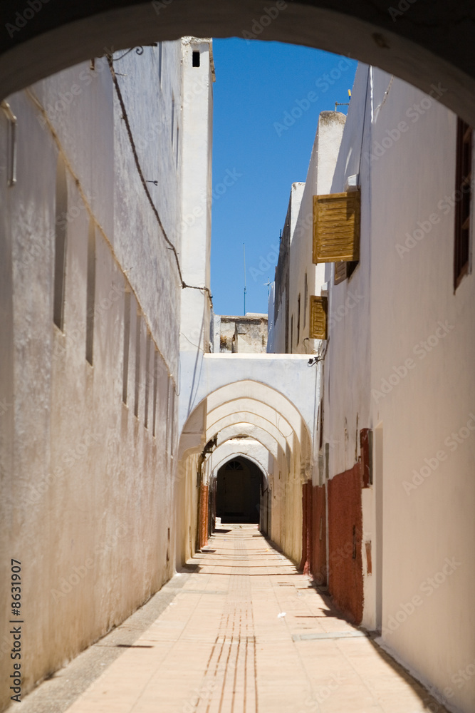 rue typique de Rabat, Maroc