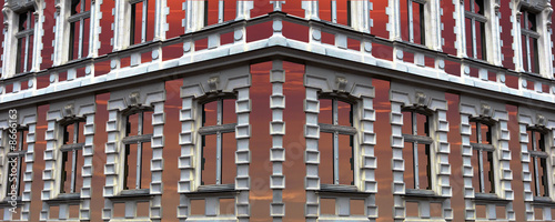 transparente eckhausfassade