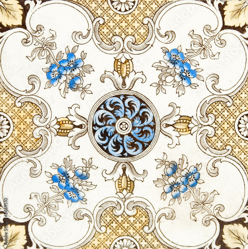 Victorian Patterned Tile