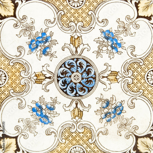 Victorian Patterned Tile