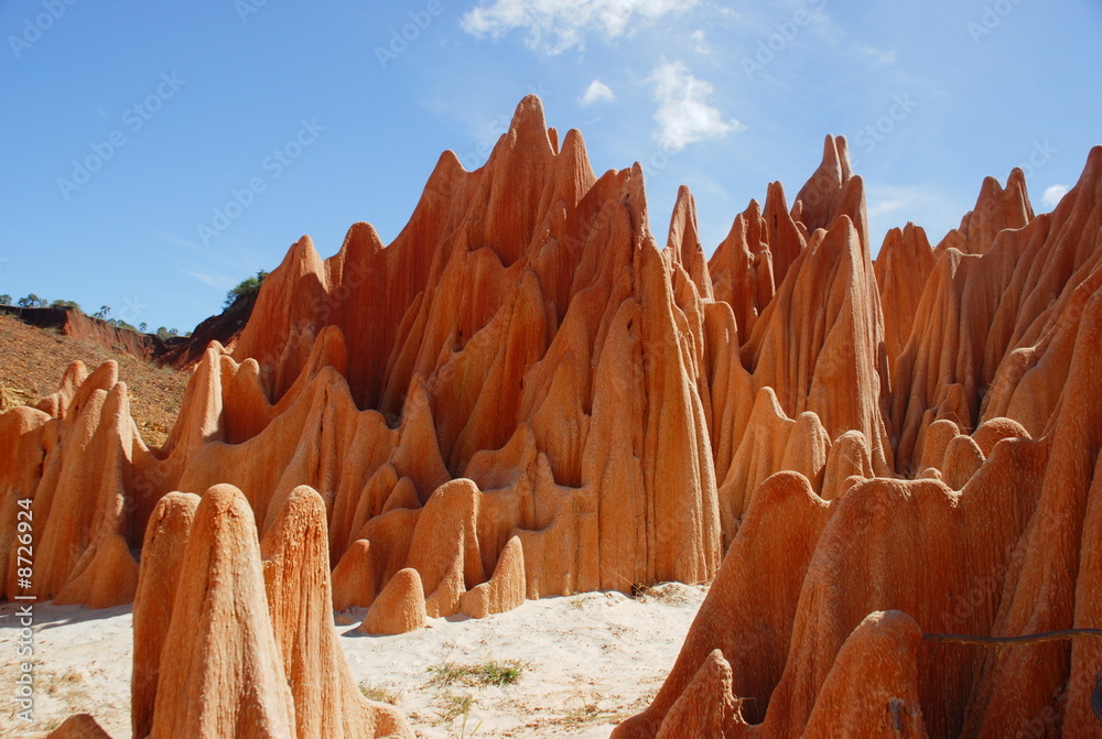 Naklejka premium tsingy rouge