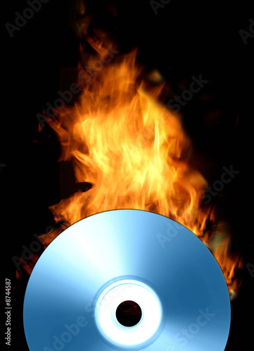 CD wird gebrannt - bitte warten 