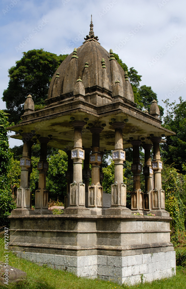 Fototapeta premium Tomb of Raja Rammohun Roy